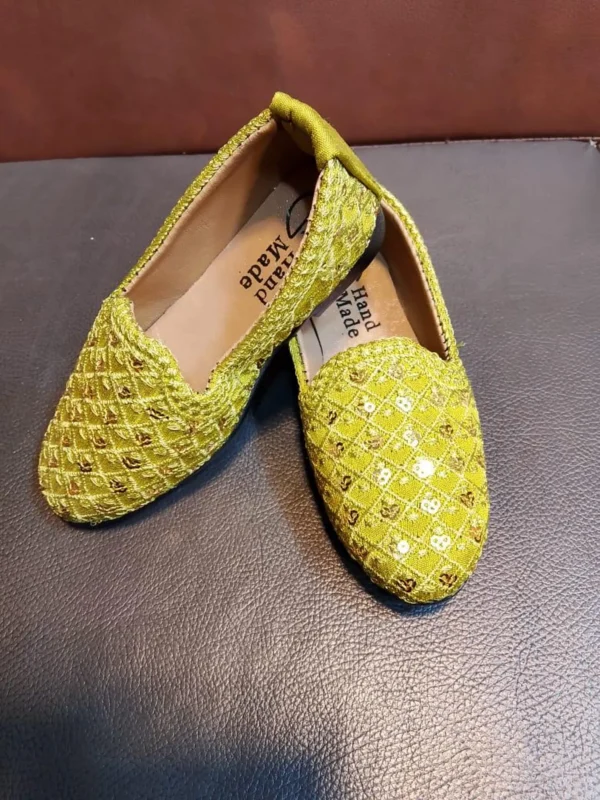 Handmade Boys Khussa Shoes – Traditional Embroidered Jutti – Golden Green Ethnic Flats – Indian/Pakistani Wedding – Kids Festive Shoes