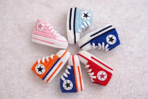 Crochet Baby Converse Sneakers Pattern: Newborn to 9 Months (PDF)