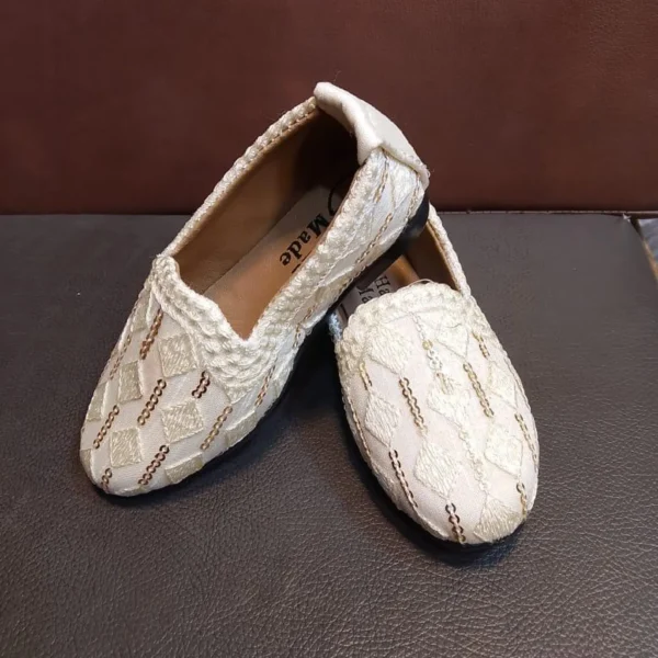 Handmade Boys Khussa Shoes – Traditional Embroidered Jutti – Golden Green Ethnic Flats – Indian/Pakistani Wedding – Kids Festive Shoes